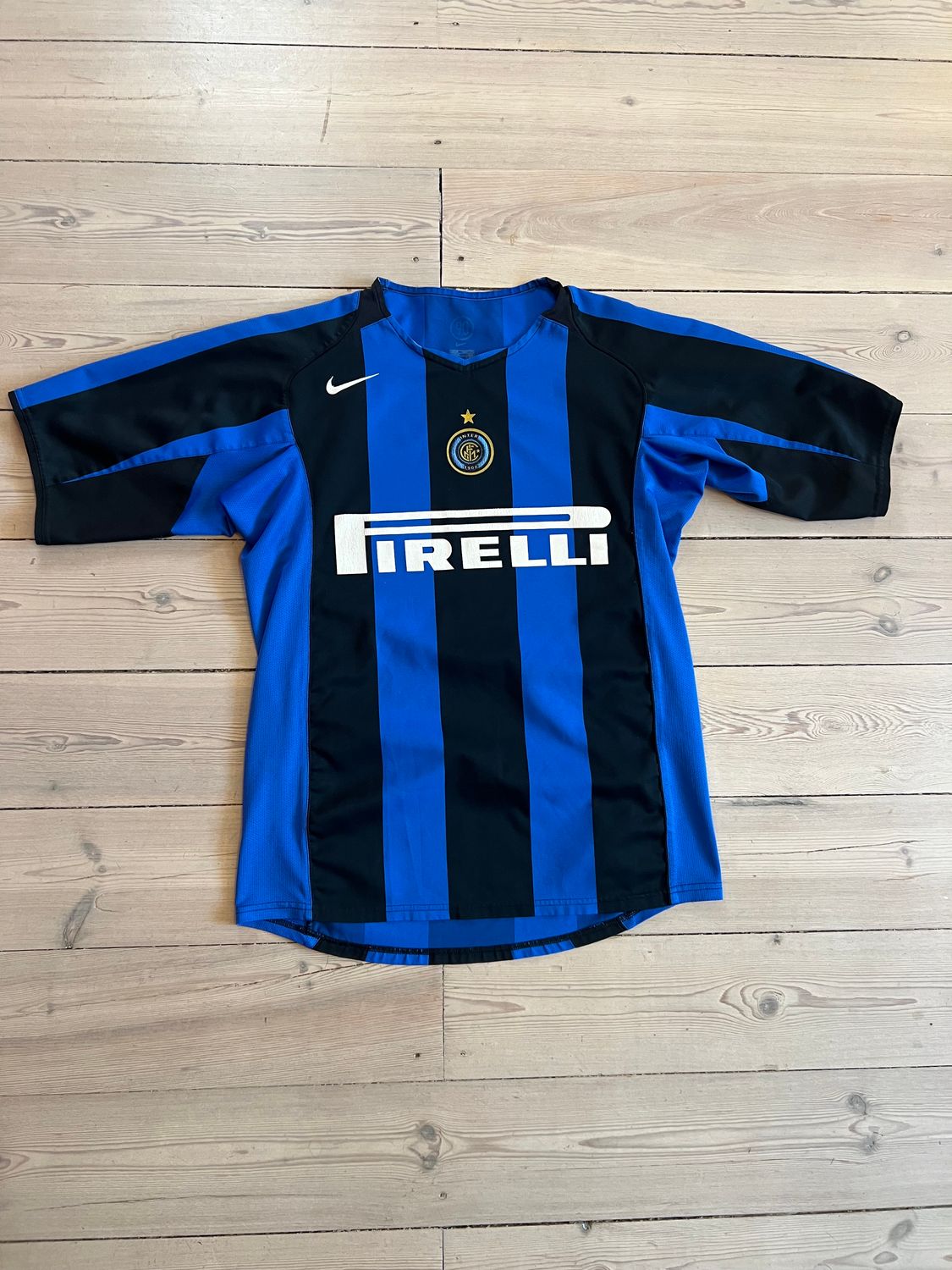 ​Inter hjemmebane 2004/05 Small