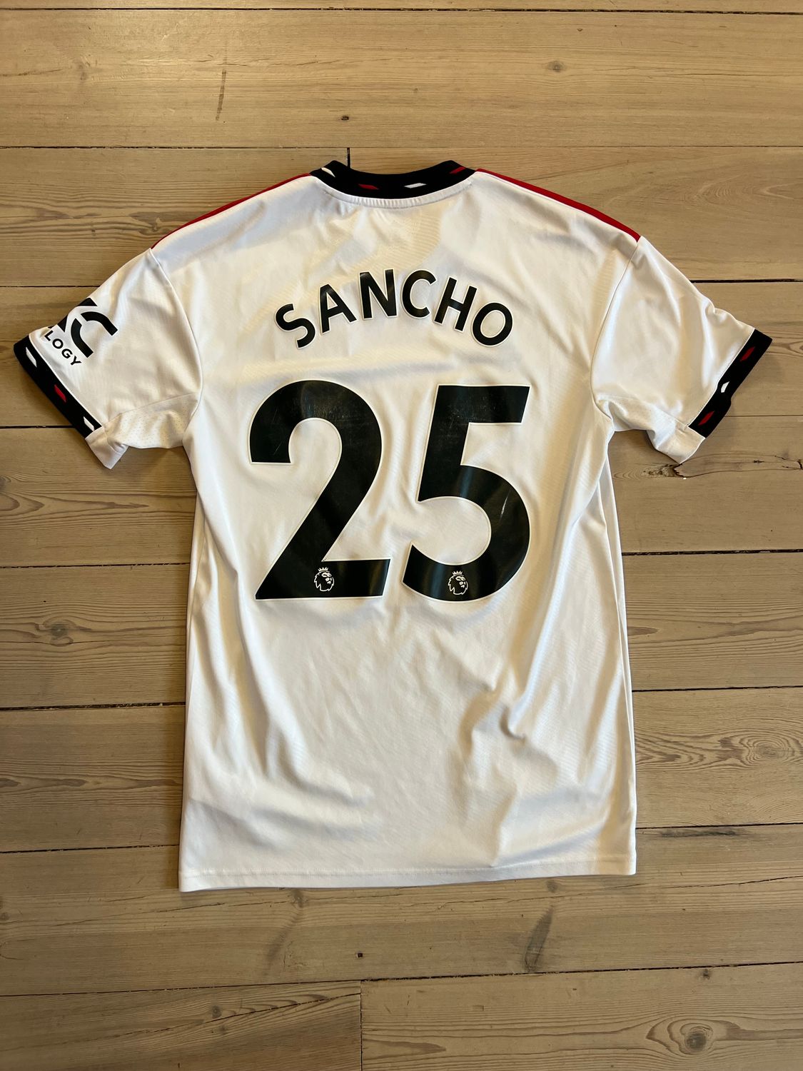 Jadon Sancho ​Manchester united udebane 2022/23 Small