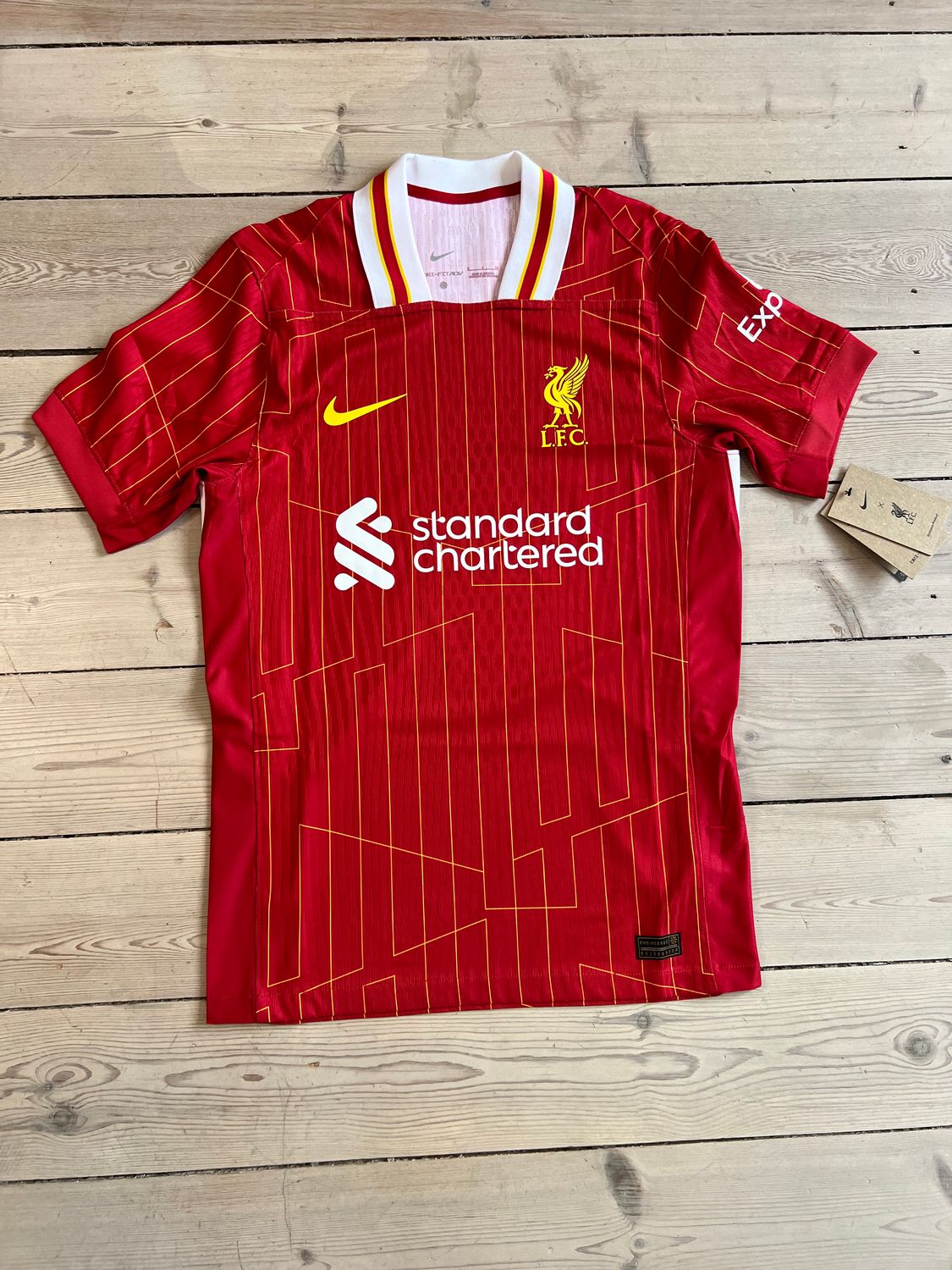 ​Signeret Harvey Elliott Liverpool hjemmebane 2024/25 Small