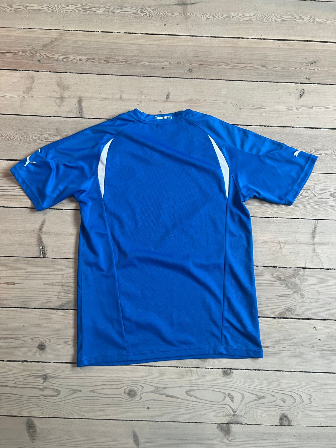 ​Newcastle udebane 2010/11 Medium