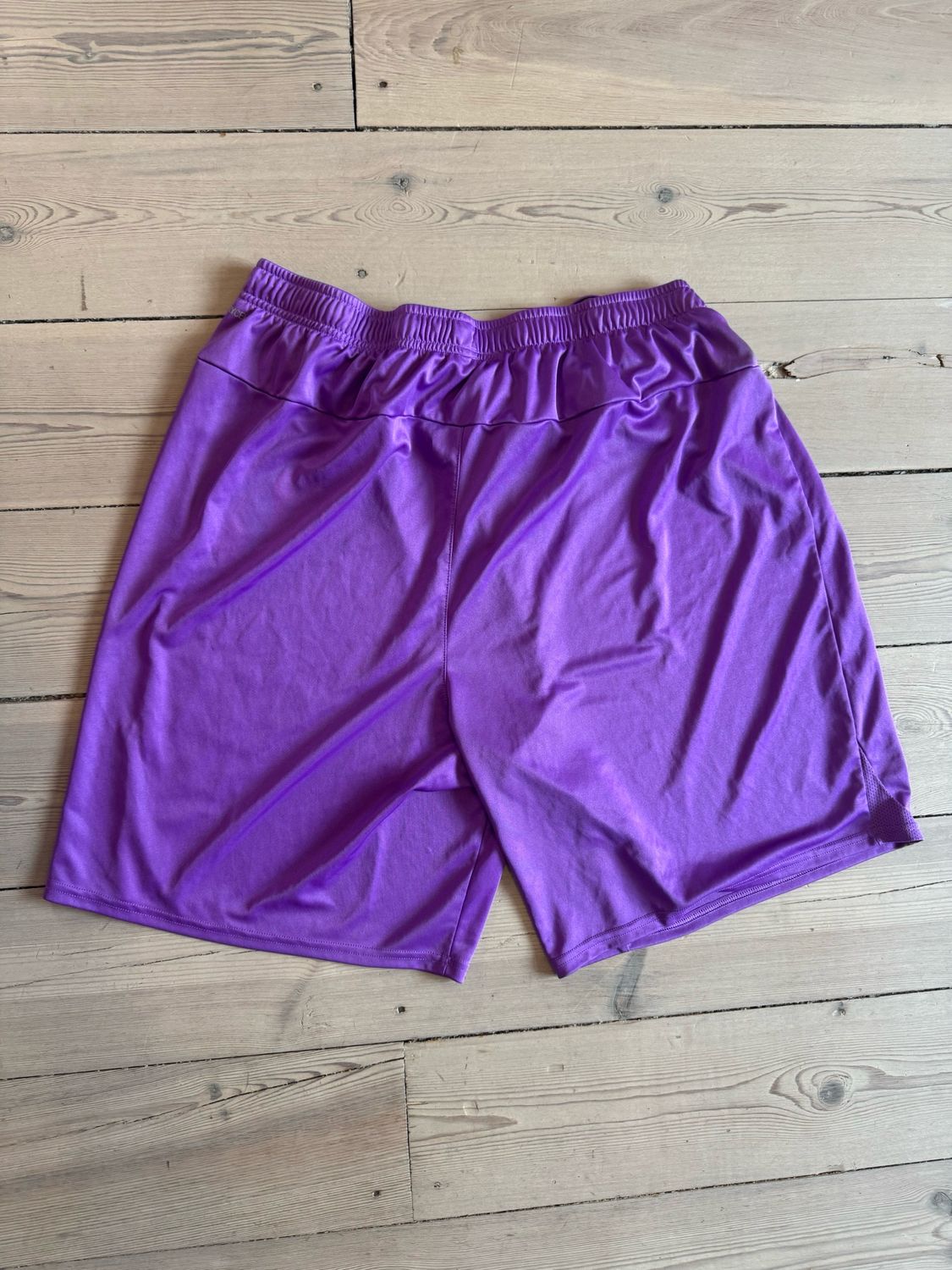 Matchworn Elias Rafn Olafsson shorts XL
