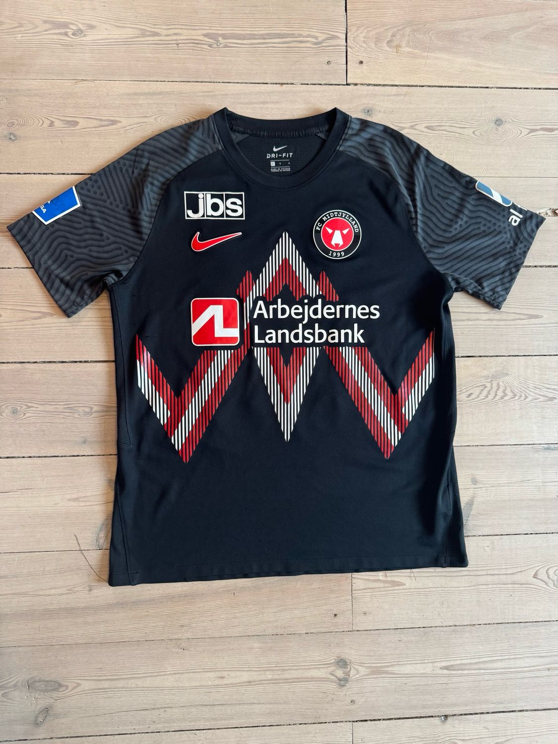 Matchworn Viktor Lind FC Midtjylland hjemmebane 21/22 Large