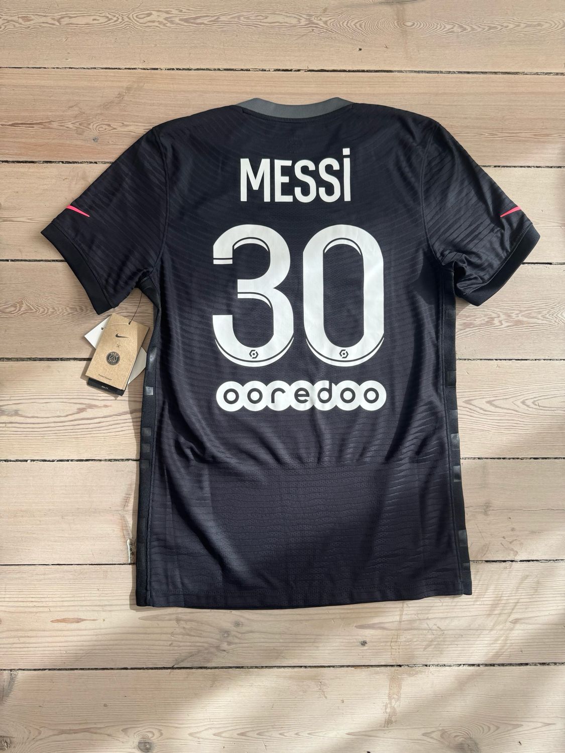 ​Lionel Messi PSG 3. Trøje 2021/22 Small