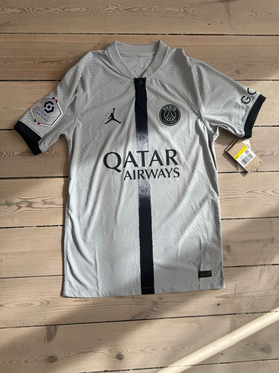​Marquinhos PSG udebane 2022/23 Small