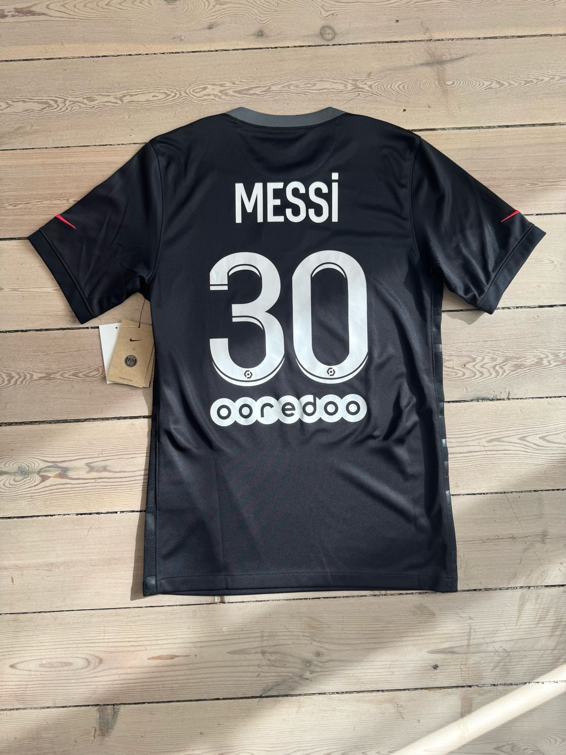 ​Lionel Messi PSG 3. Trøje 2021/22 Small