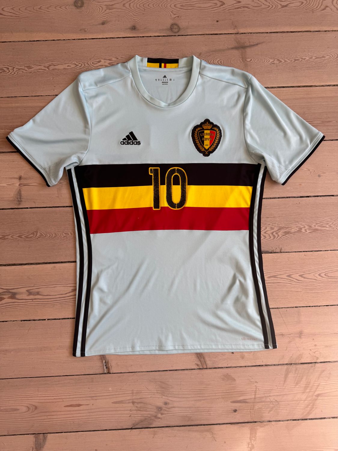 ​Eden Hazard - Belgium udebane 2016/17 - Medium