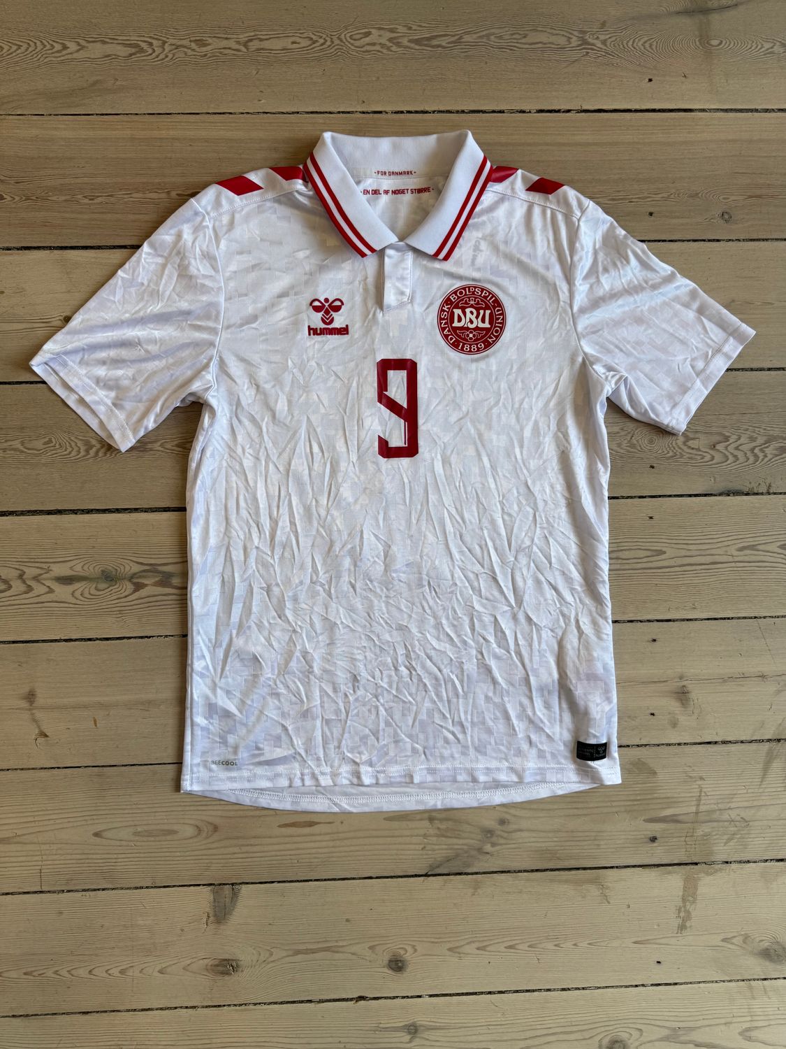 ​Rasmus Højlund - Danmark udebane 2024/25 - Medium