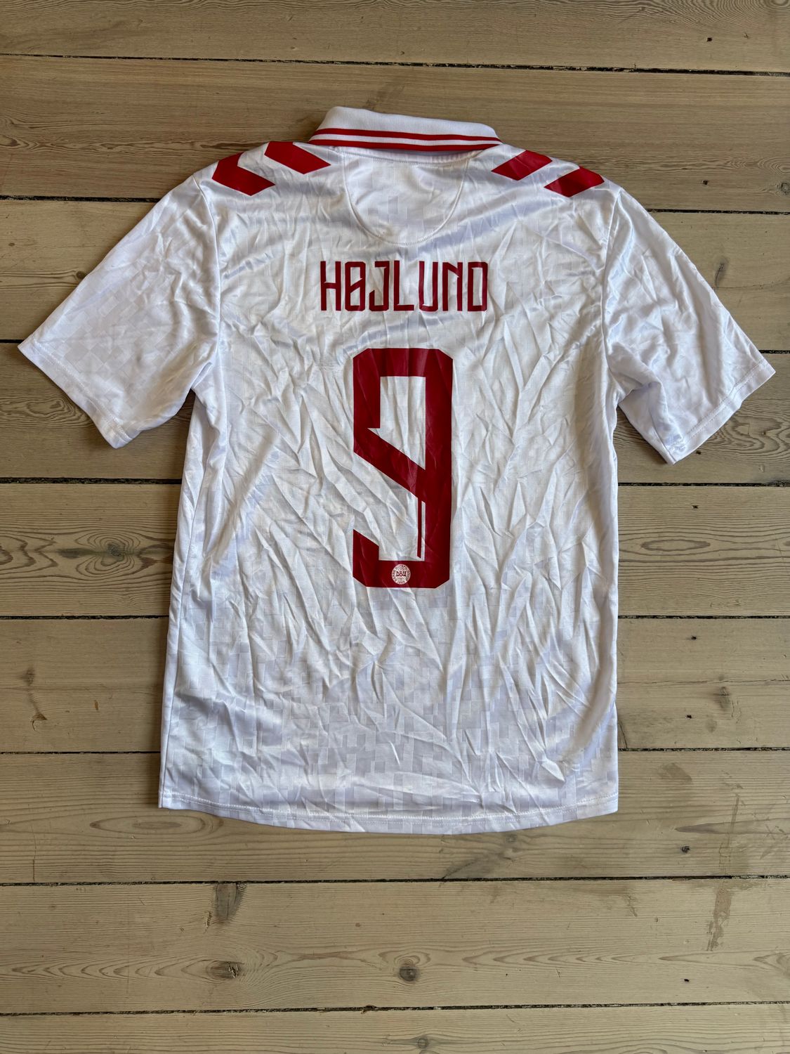 ​Rasmus Højlund - Danmark udebane 2024/25 - Medium