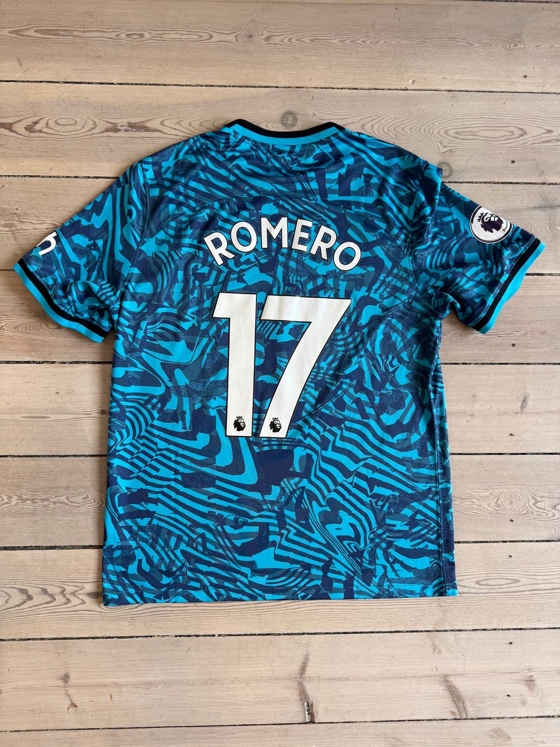 ​Cristian Romero - Tottenham 3. trøje 2022/23 - Large