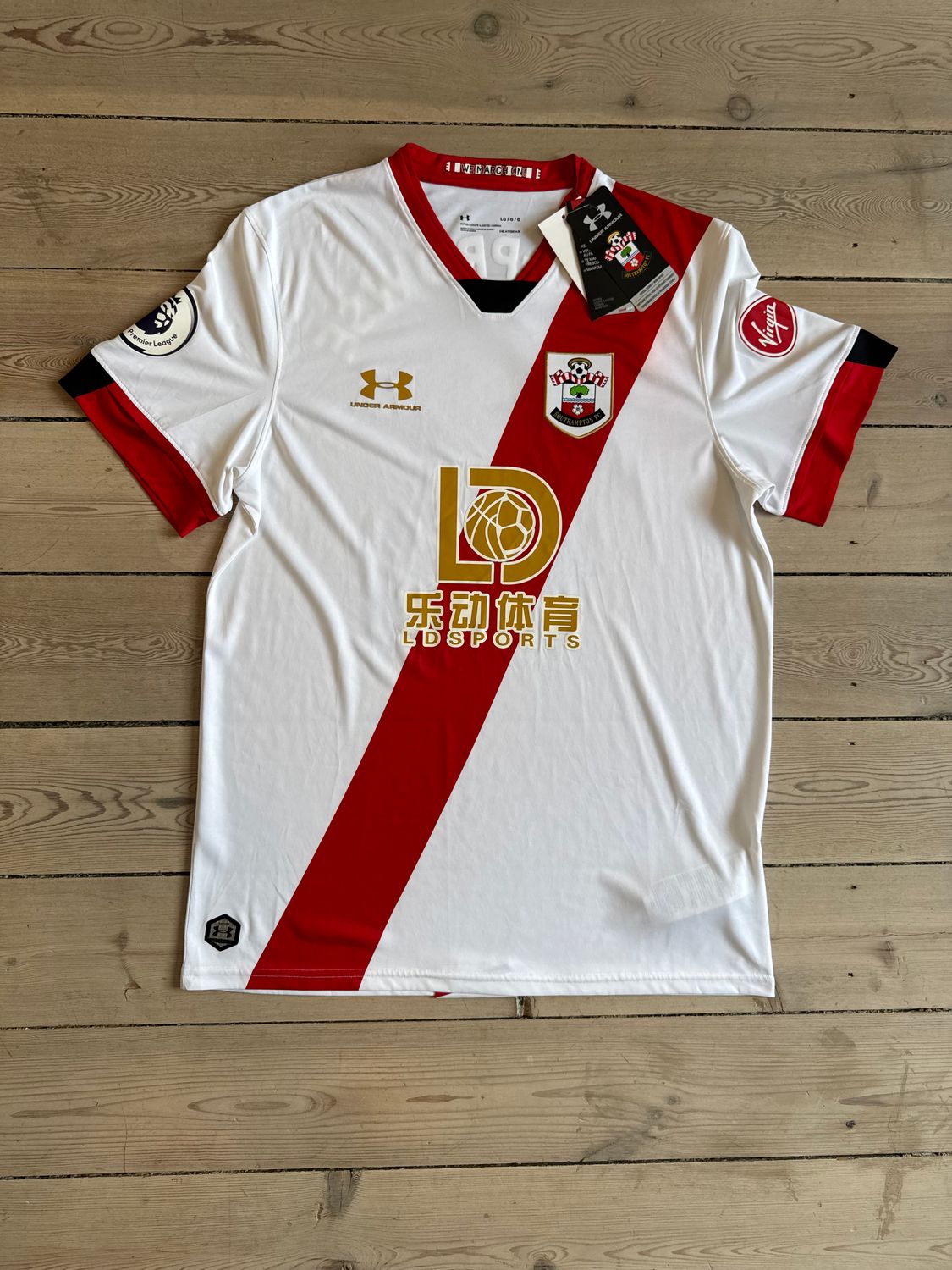 ​James Ward-Prowse - Southampton FC 3. trøje 2020/21 - Large