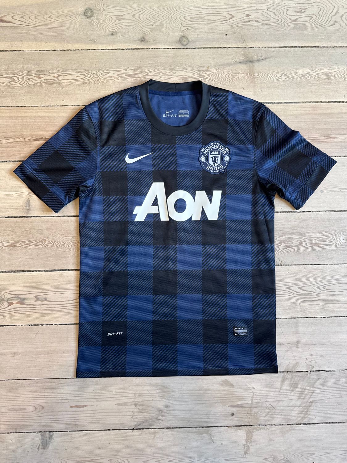 ​Michael Carrick - Manchester United udebane 2013/14 - Medium