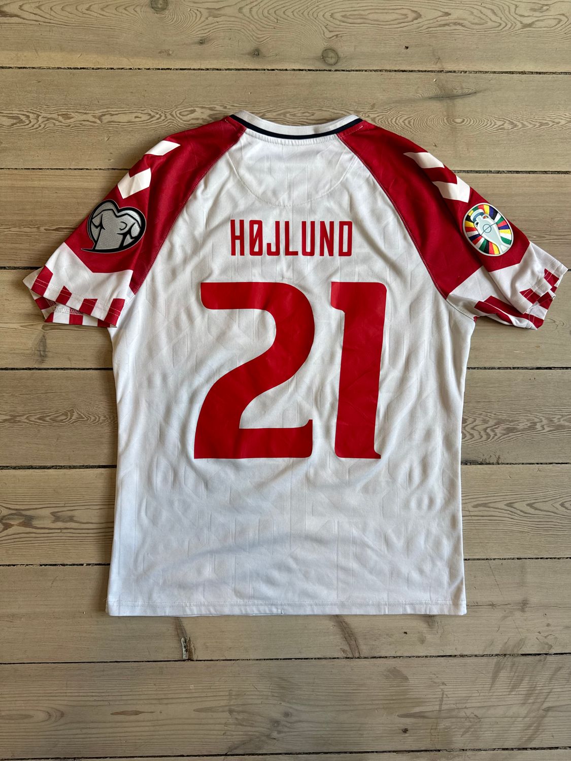 ​Rasmus Højlund - Danmark Udebane 2023/24 - Medium