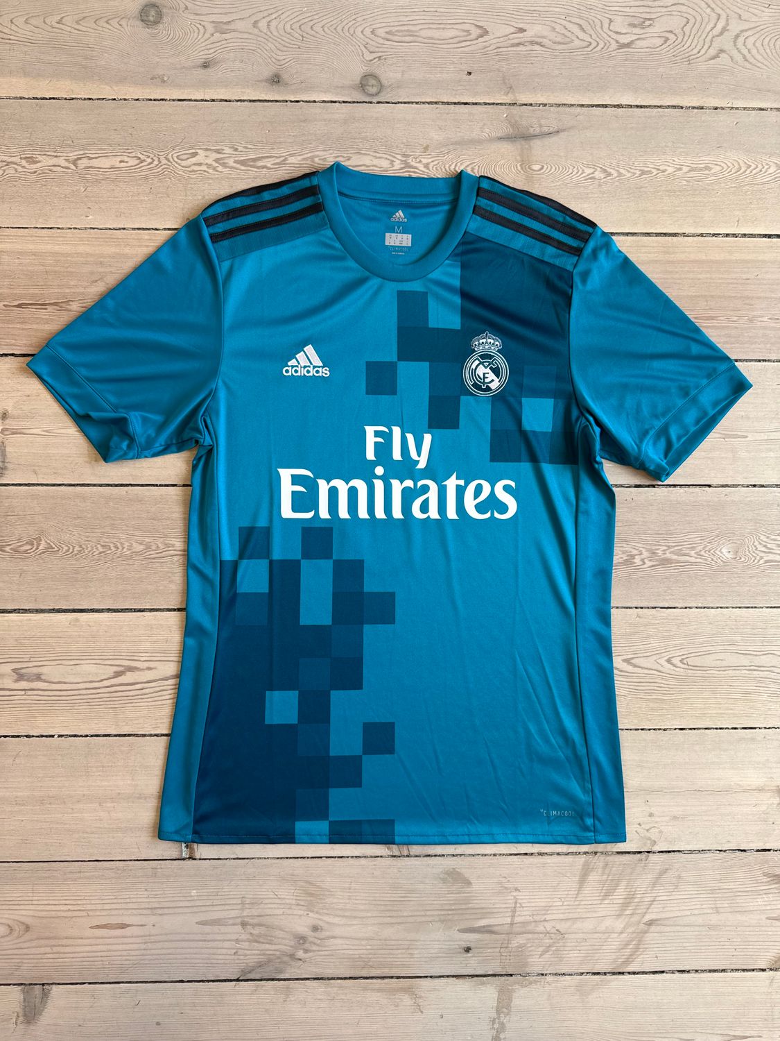 ​Luka Modrić - Real Madrid 3. trøje 2017/18 - Medium