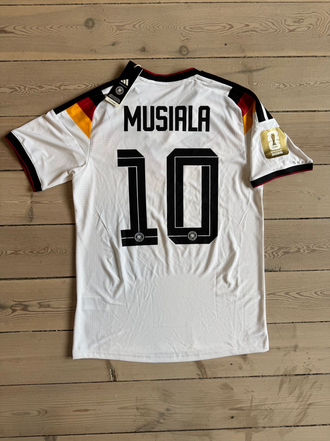 ​Jamal Musiala - Tyskland hjemmebane VM 2026 - Medium