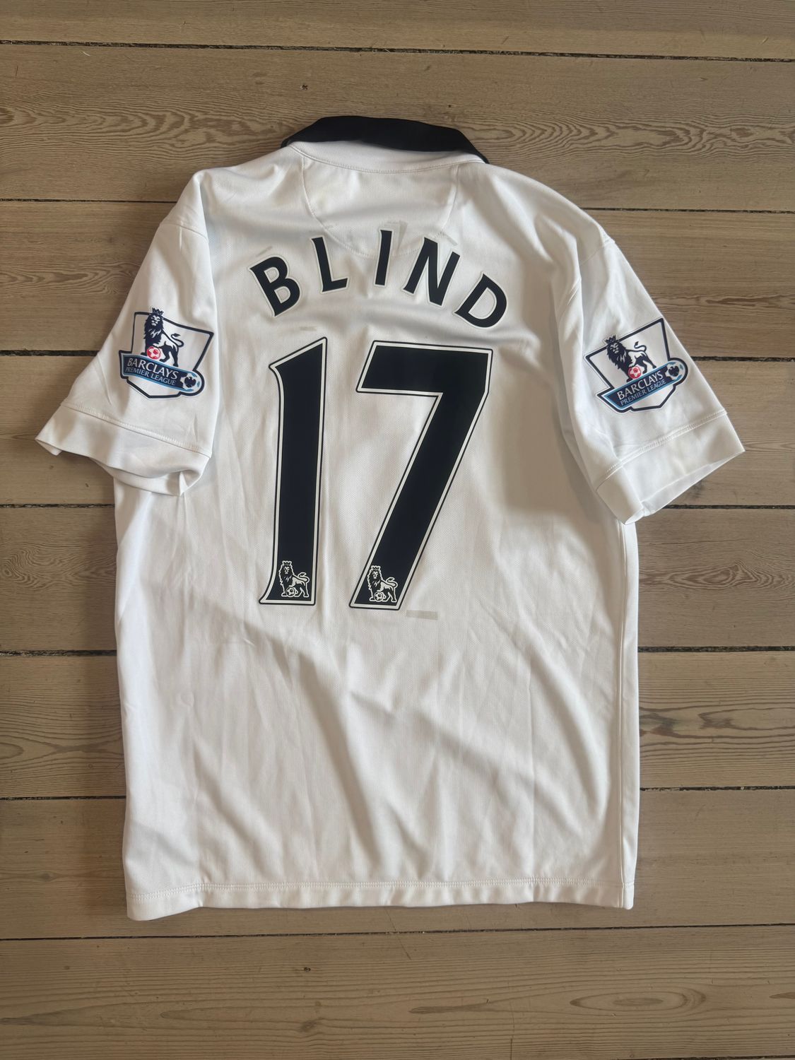 ​Daley Blind - Manchester United Udebane 2014/15- Medium
