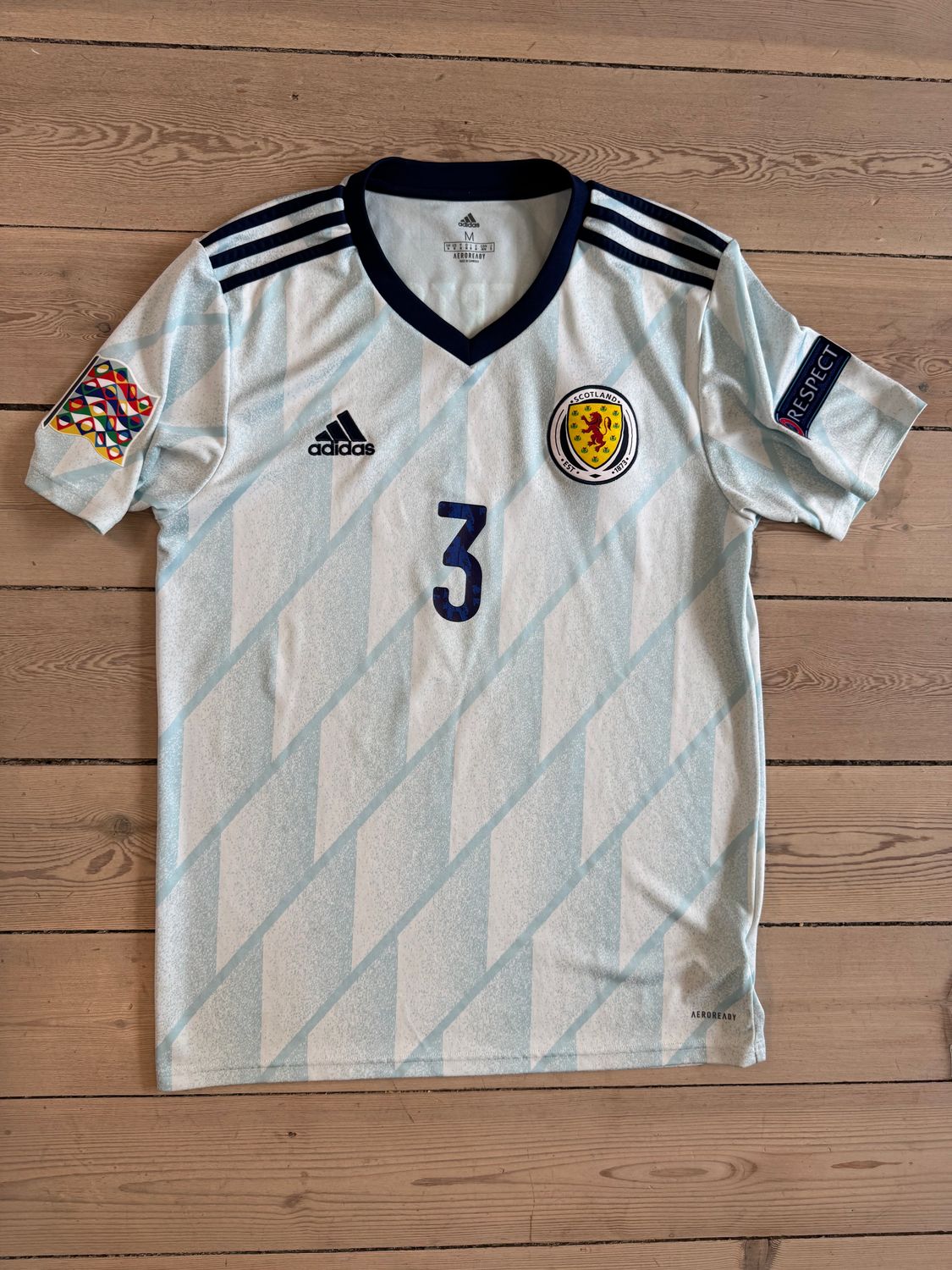 ​Andrew Robertson - Scotland udebane 2020/21 - Medium