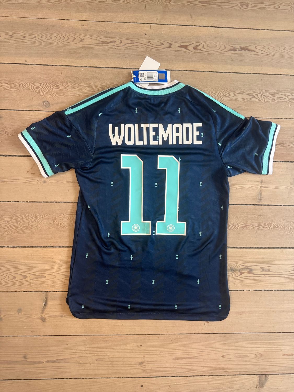 ​Nick Woltemade - Tyskland udebane VM 2026 - Medium