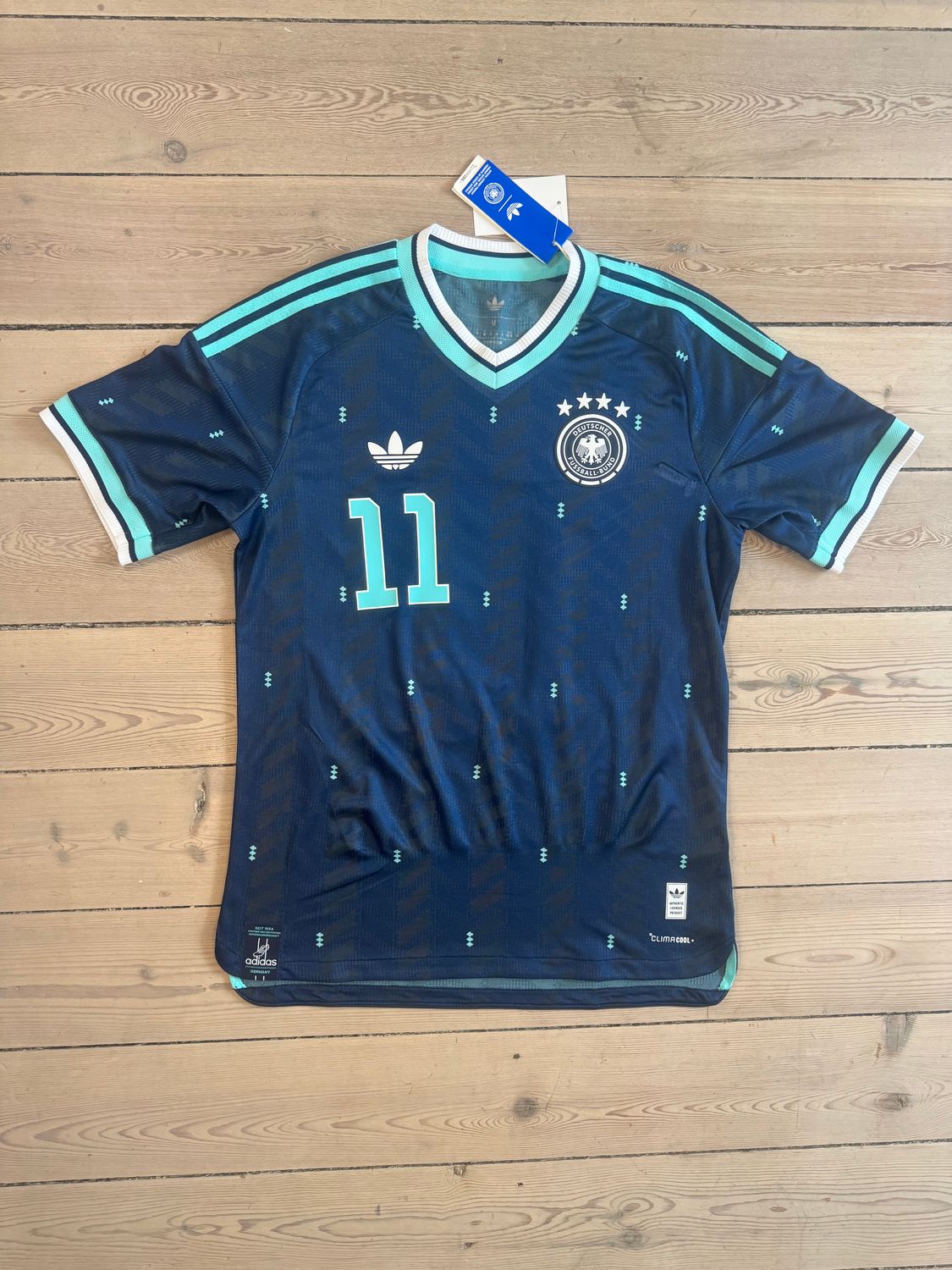 ​Nick Woltemade - Tyskland udebane VM 2026 - Medium