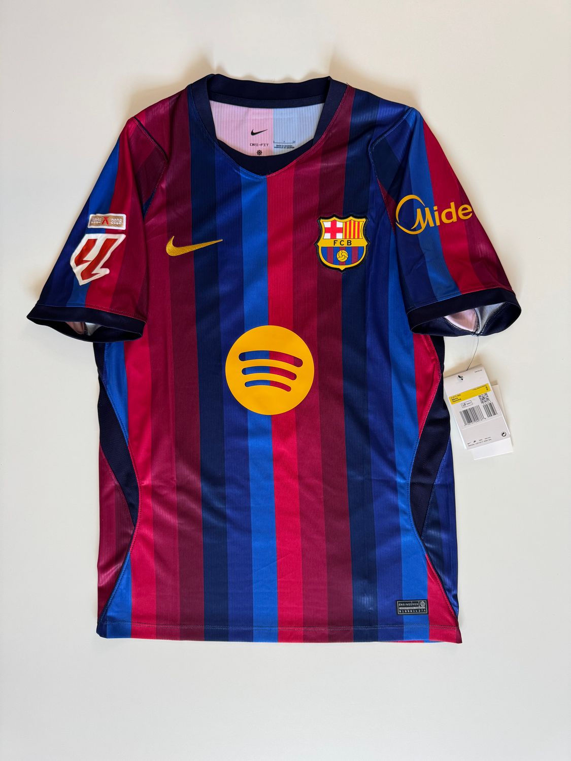 ​Gavi - FC Barcelona hjemmebane 2026/27 - Small