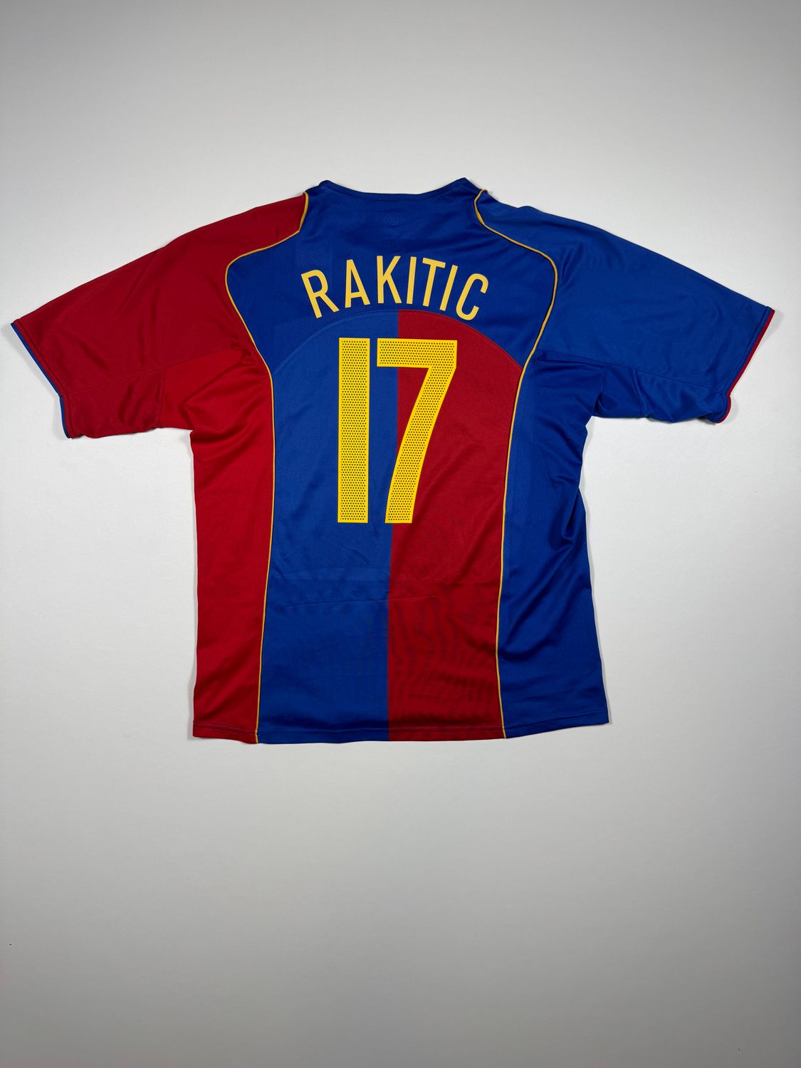 ​Ivan Rakitić - FC Basel hjemmebane 2004/05 - XL