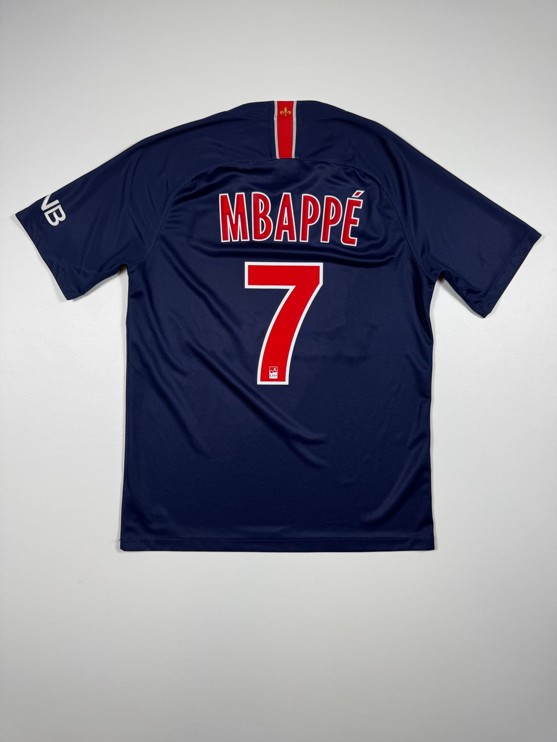 ​Kylian Mbappé - PSG hjemmebane 2018/19 - Medium