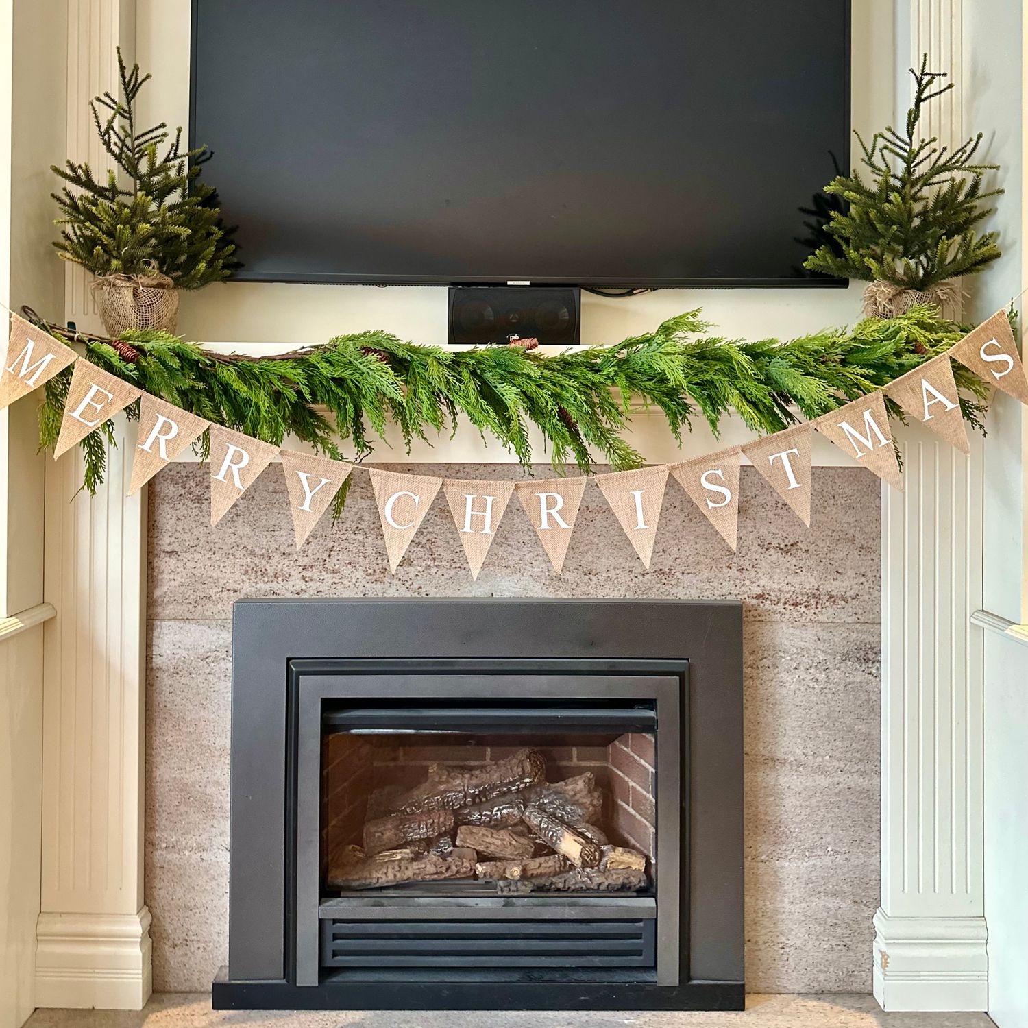 Merry Christmas Burlap Bunting (Holiday Collection)