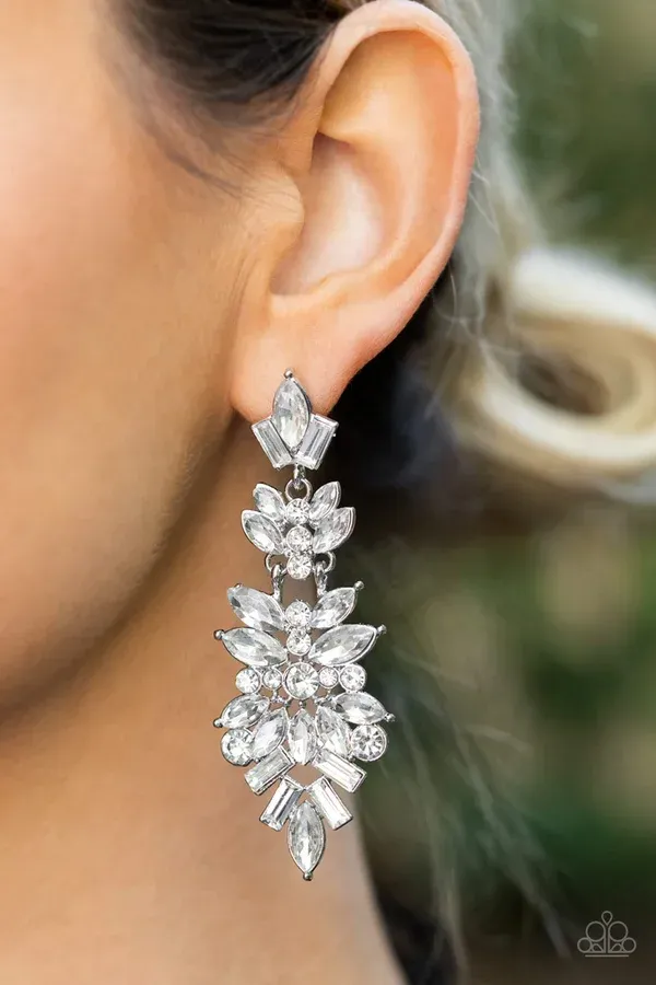 Frozen Fairytale - White Post Earring