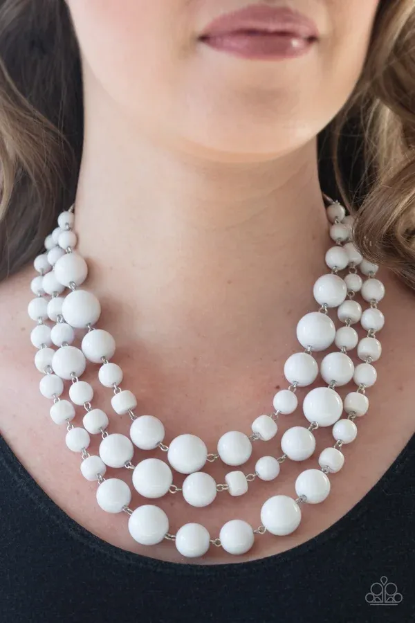 Everyone Scatter! - White Necklace
