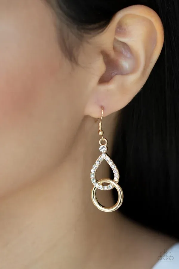 Red Carpet Couture - Gold Earring