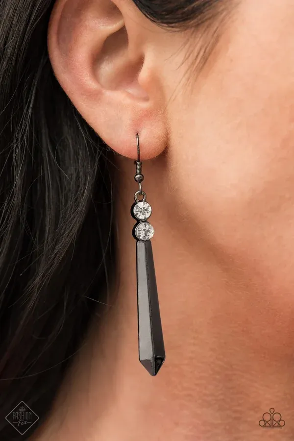 ​Sparkle Stream - Black Earring