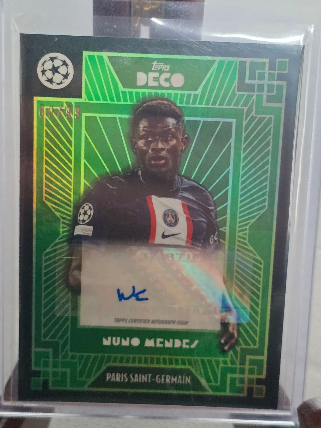 Nuno Mendes Topps Deco Champions League Autogramm /99 Green