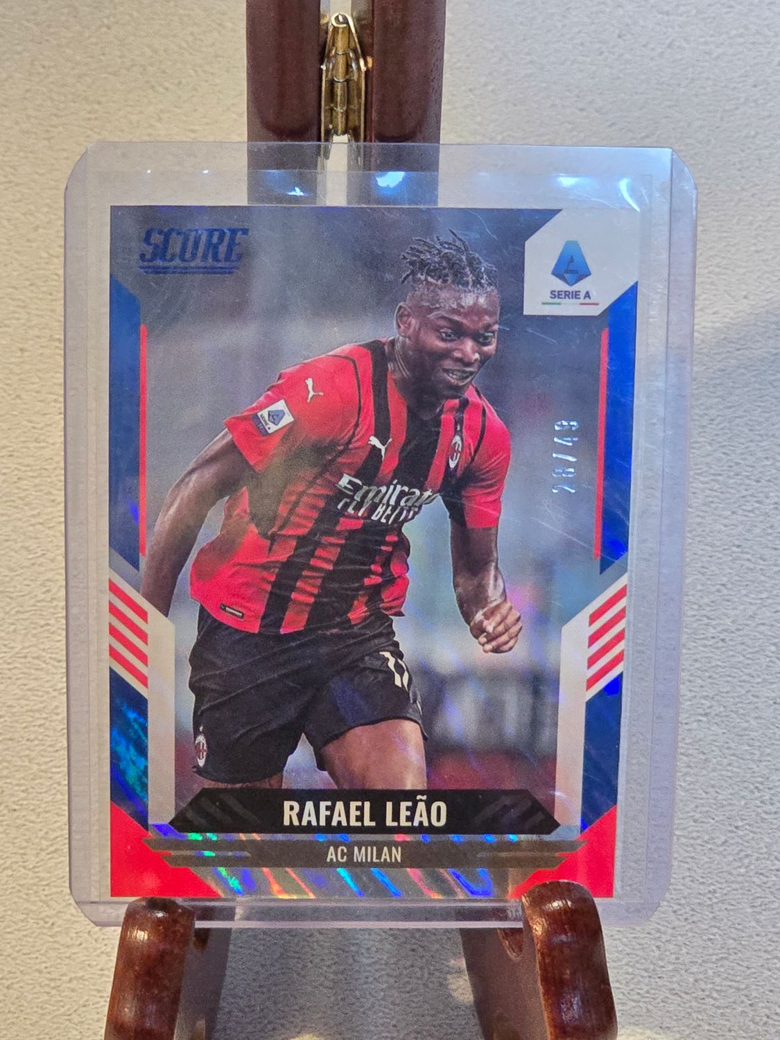 Topps Fifa Score 2021 2022 Rafael Leao Blue Lava Parallel nummeriert /49 #29
