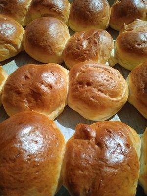 Zachte 'koeke'broodjes, per 15 stuks