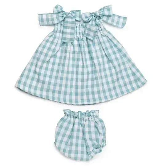 JULIANA CON. NIÑA EUCALIPTO