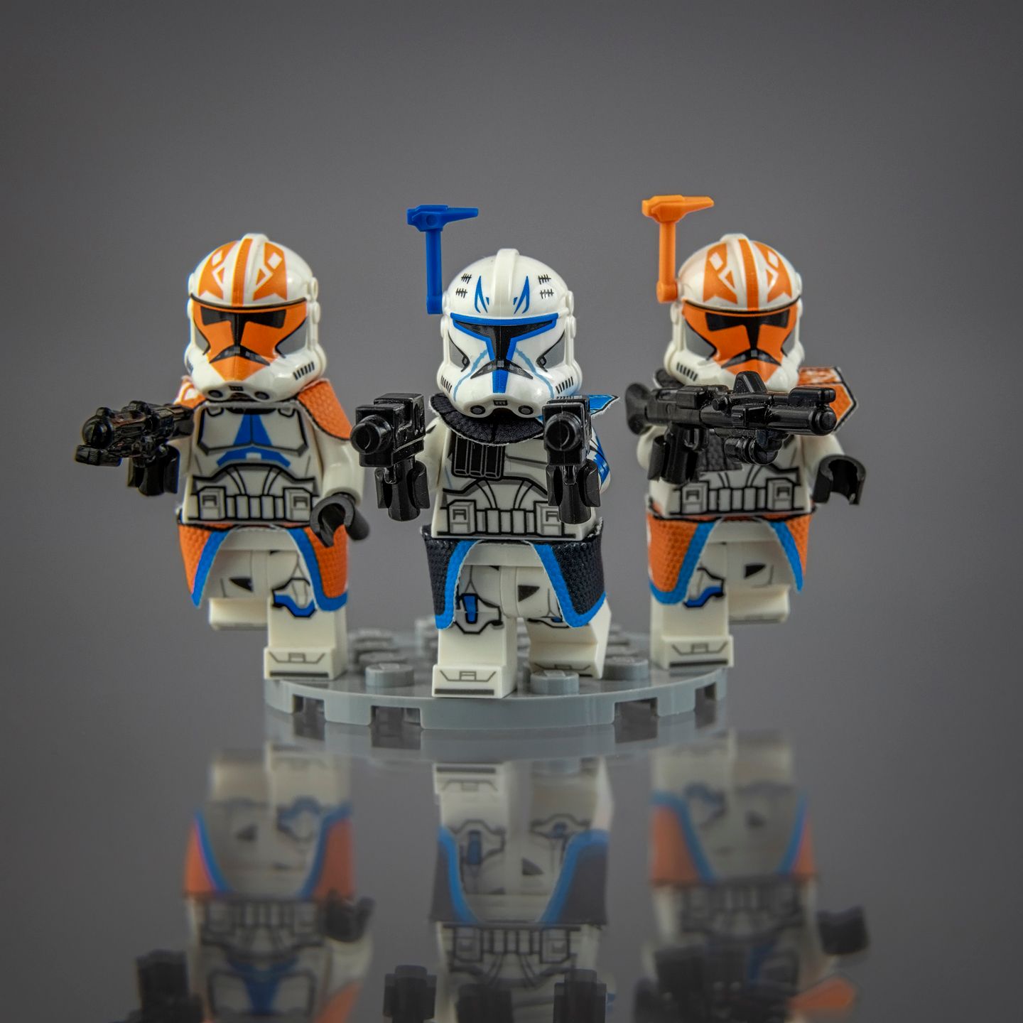 Drużyna żołnierzy klonów 332nd Kompani z Kapitanem Rexem / 332nd Company clone troopers squad with Captain Rex