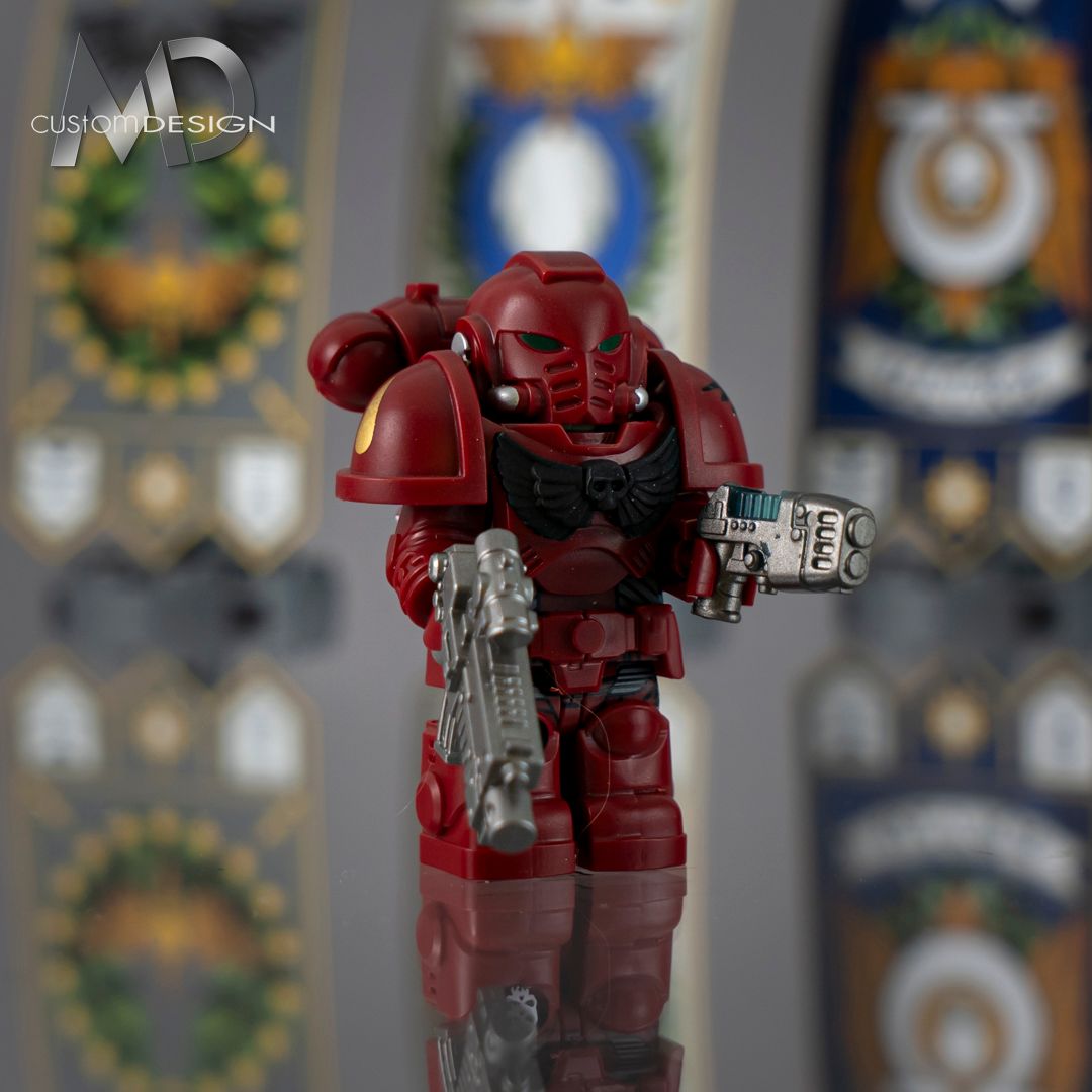 Pancerz Space Marine Tactical Blood Angel i bronie