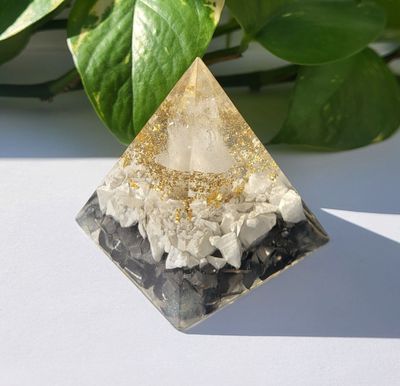 Orgonit Pyramide Orgonit Pyramide