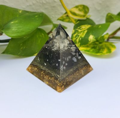 Orgonit Pyramide Orgonit Pyramide