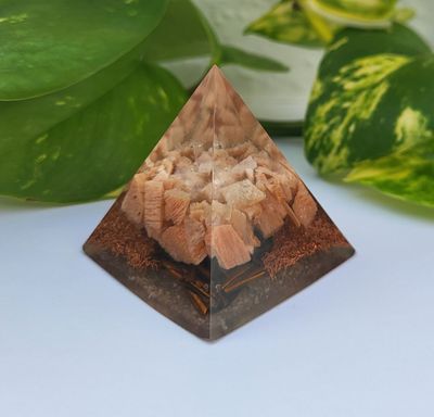 Orgonit Pyramide Orgonit Pyramide