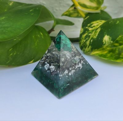 Orgonit Pyramide Orgonit Pyramide