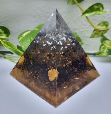 Orgonit Pyramide Orgonit Pyramide