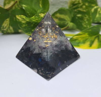 Orgonit Pyramide Orgonit Pyramide