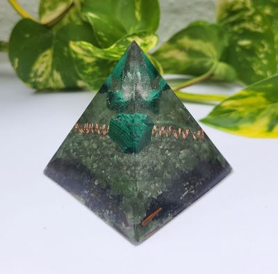 Orgonit Pyramide Orgonit Pyramide