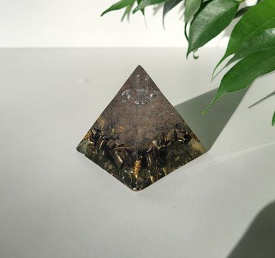 Orgonit Pyramide Orgonit Pyramide