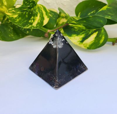 Orgonit Pyramide Orgonit Pyramide