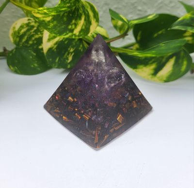 Orgonit Pyramide Orgonit Pyramide