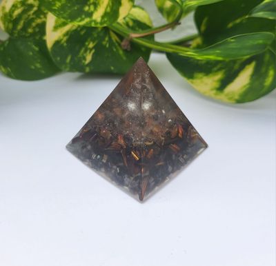 Orgonit Pyramide