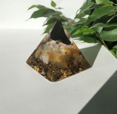 Orgonit Pyramide