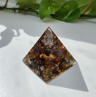 Orgonit Pyramide Orgonit Pyramide