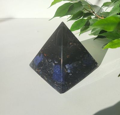 Orgonit Pyramide Orgonit Pyramide
